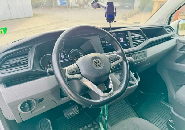 Volkswagen Caravelle cena 180810 przebieg: 118000, rok produkcji 2019 z Nowa Dęba małe 301